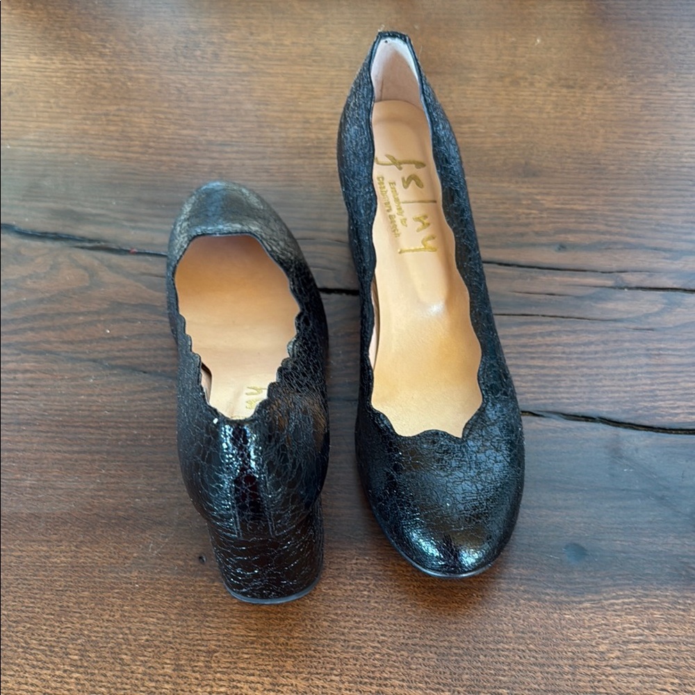 French Sole Black Slingback Heels with Textured Finish